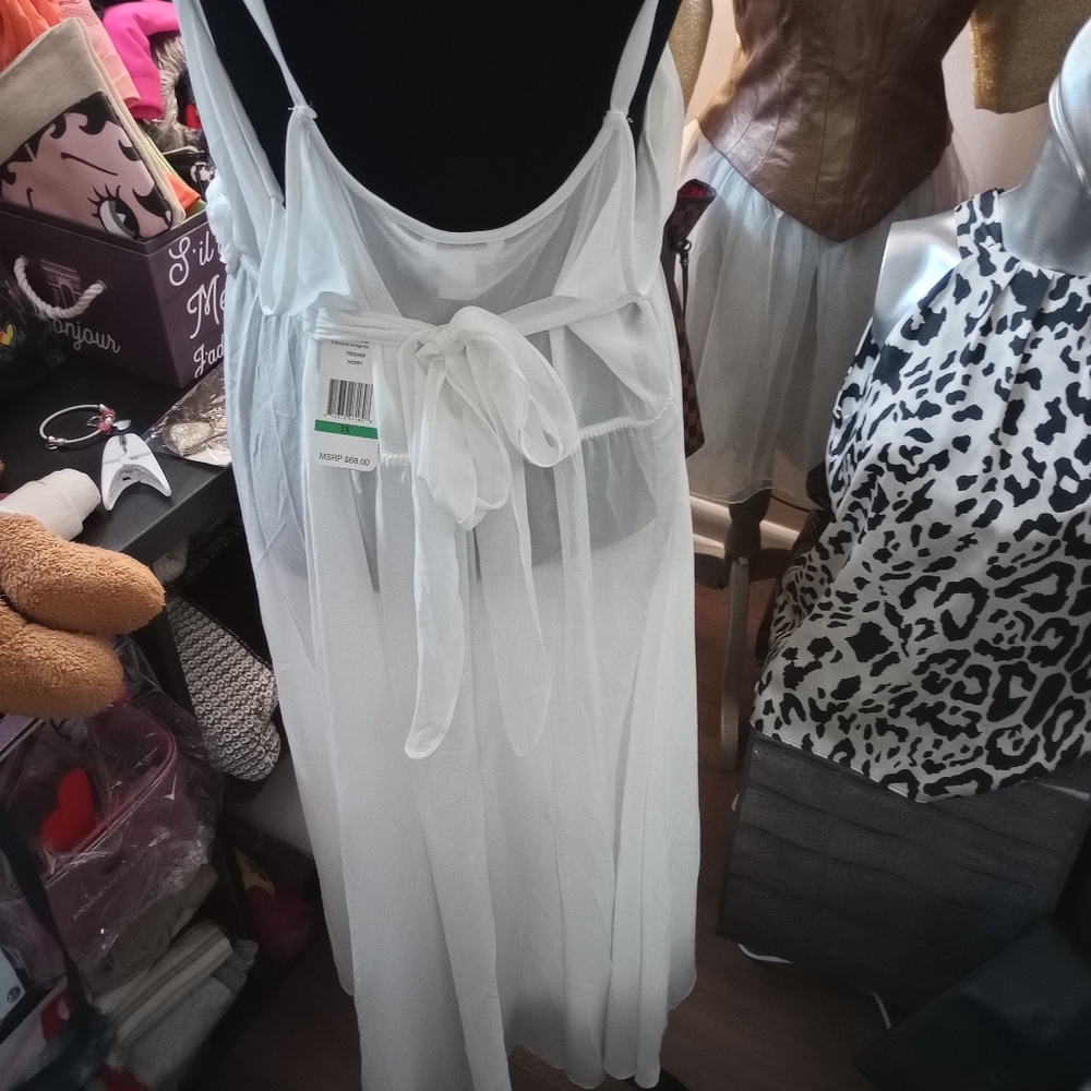 Flora Vintage Nightgown Very Sheer - Picture 11 of 16